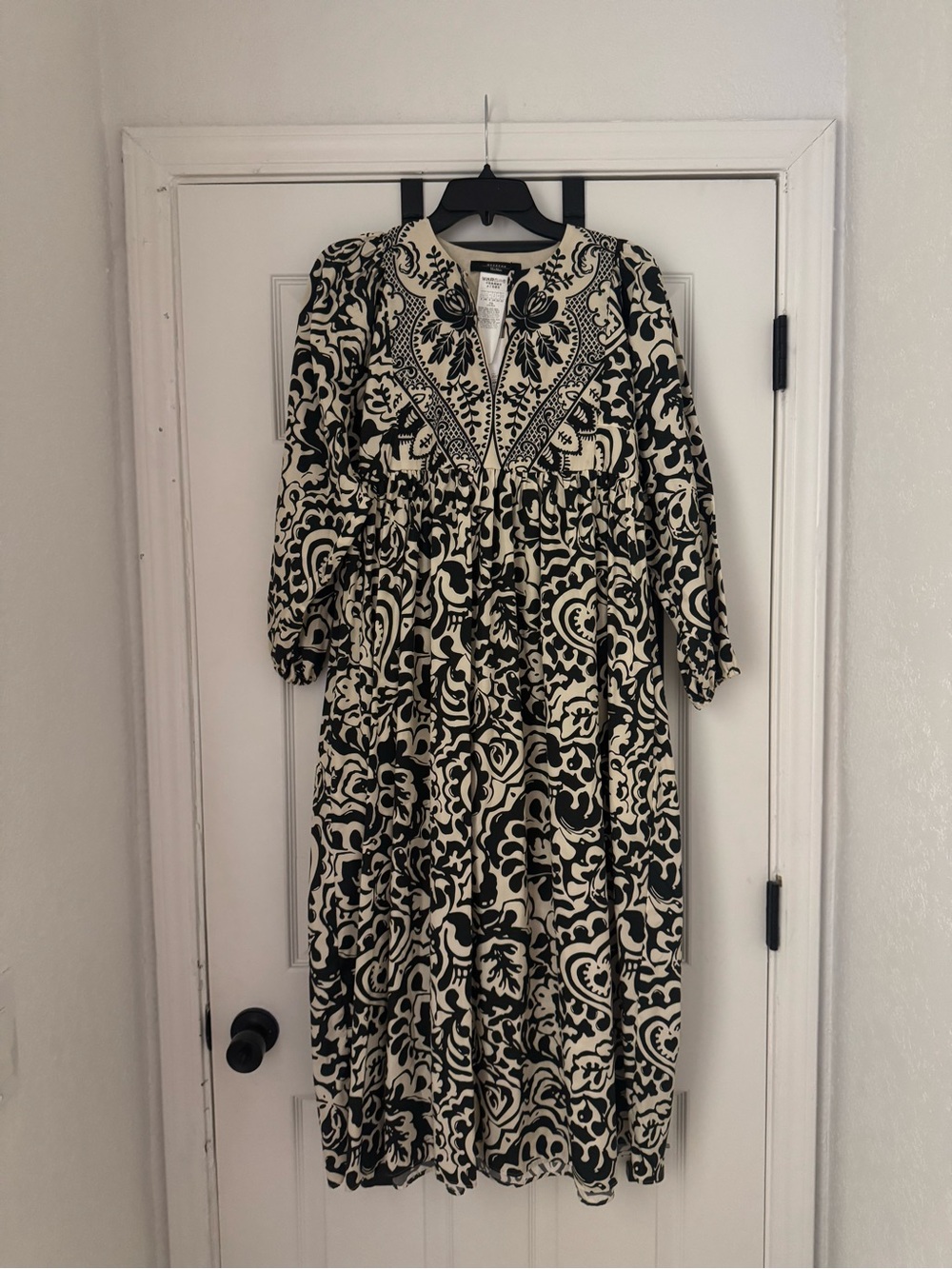 Weekend Max Mara Black and Cream Printed Midi Dress